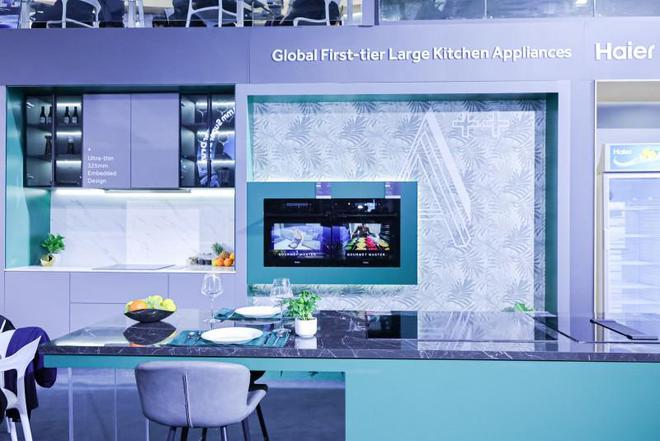 橱柜厨房玻璃门图片大全集_厨房橱柜门的玻璃是什么玻璃_厨房橱柜玻璃门图片